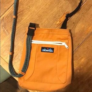 Kavu Crossbody